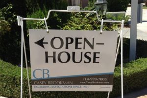 Wilmington Real Estate Signs real estate sidewalk sign e1679518497319 300x200